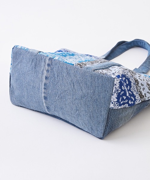 CUBE SUGAR（キューブシュガー）の「ペイズリー柄トートバッグ（トートバッグ・レディース・ブルー系その他/パープル系その他・M）」の14枚目の写真