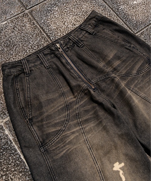 ANDER HUNK（アンダーハンク）の「Graffiti Baggy Denim Pants