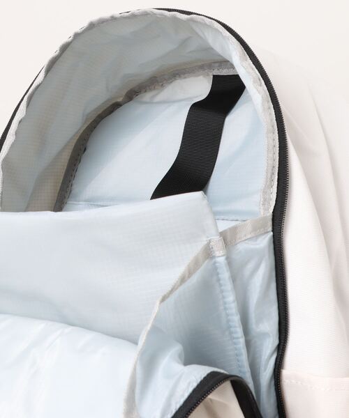 BEN DAVIS(ベンデイビス)の「【BEN DAVIS】LARGE DAYPACK 29L(バックパック/リュック・メンズ・ライトベージュ/オフホワイト/ブラック・FREE)」の15枚目の写真