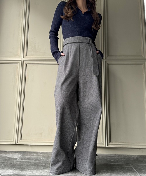 junoah(ジュノア)の「ヘリンボーン2WAYワイドパンツ(スラックス・レディース・ブラウン/ブラック/グレー・MEDIUM/LARGE/X-LARGE)」の1枚目の写真