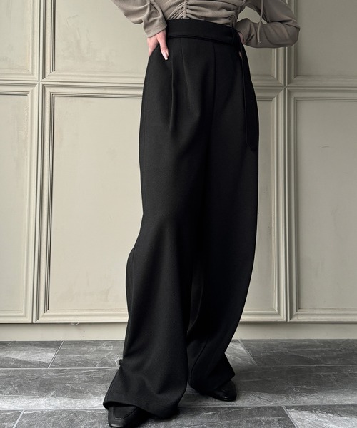 junoah(ジュノア)の「ヘリンボーン2WAYワイドパンツ(スラックス・レディース・ブラウン/ブラック/グレー・MEDIUM/LARGE/X-LARGE)」の7枚目の写真