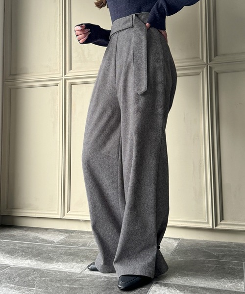 junoah(ジュノア)の「ヘリンボーン2WAYワイドパンツ(スラックス・レディース・ブラウン/ブラック/グレー・MEDIUM/LARGE/X-LARGE)」の19枚目の写真
