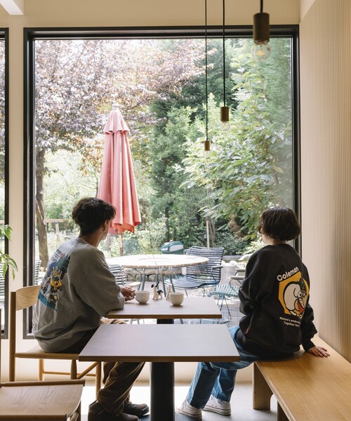 COLEMAN（コールマン）の「Coleman/コールマン Coleman×matsui×FREAK'S STORE 別注 コールマン matsui lake side camp  バックプリント クルーネックスウェット（スウェット・メンズ・アッシュグレー/杢グレー/チャコール/エンジ/ダークグレー・MEDIUM/LARGE）」の12枚目の写真