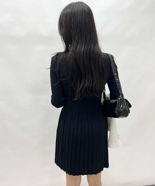 mebole(メボレ)の「プリーツニットワンピース(ワンピース・レディース・アイボリー/ブラック/グレー・FREE)」の20枚目の写真