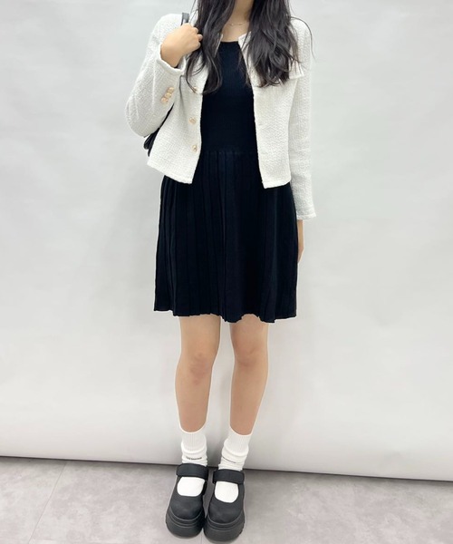 mebole(メボレ)の「プリーツニットワンピース(ワンピース・レディース・アイボリー/ブラック/グレー・FREE)」の22枚目の写真