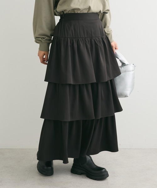 ELENCARE DUE(エレンカーレデュエ)の「・ELENCARE DUE ティアードロングスカート(スカート・レディース・ストライプ/ブラック・FREE)」の2枚目の写真