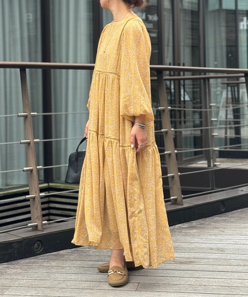 un dix cors（アンディコール）の「前後2WAYフラワープリントワンピース（ワンピース・レディース・ブラック/イエロー・FREE）」の5枚目の写真