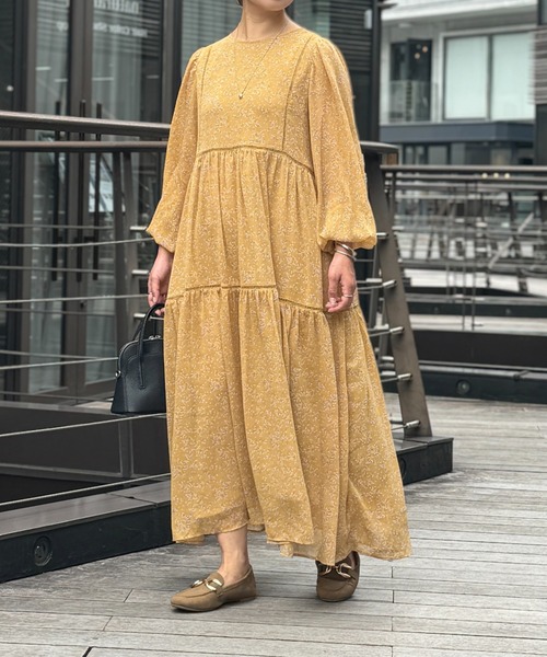 un dix cors（アンディコール）の「前後2WAYフラワープリントワンピース（ワンピース・レディース・ブラック/イエロー・FREE）」の7枚目の写真