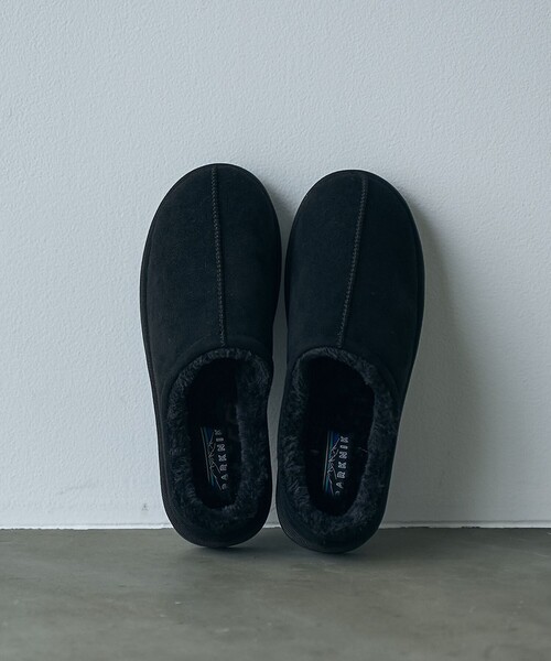 coen（コーエン）の「＜PARKNIK＞フェイクムートンミュール（WEB限定サイズ）（サンダル・レディース・ブラック/ベージュ/ライトグレー・24.5cm/23.5cm/22.5cm）」の4枚目の写真