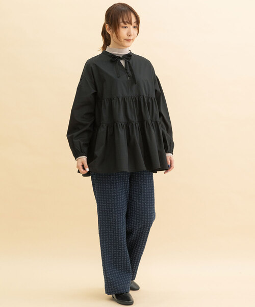 POU DOU DOU(プードゥドゥ)の「タイカラーティアードブラウス(シャツ/ブラウス・レディース・オフホワイト/ブラック/ミント・M)」の22枚目の写真