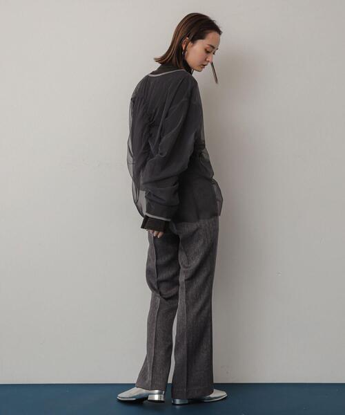 SENSE OF PLACE by URBAN RESEARCH（センスオブプレイスバイアーバンリサーチ）の「シャーリングチュールトップ（Tシャツ/カットソー・レディース・ライトブルー/アイボリー/チャコールグレー・ONE）」の4枚目の写真