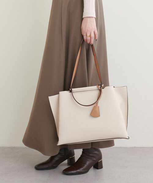 natural couture（ナチュラルクチュール）の「横型Ａ４トートバッグ（ショルダーバッグ・レディース・アイボリー/ブラック/モカ・FREE）」の5枚目の写真