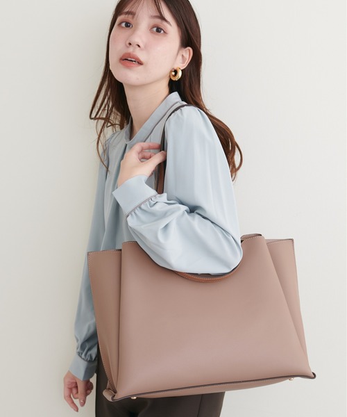 natural couture（ナチュラルクチュール）の「横型Ａ４トートバッグ（ショルダーバッグ・レディース・アイボリー/ブラック/モカ・FREE）」の15枚目の写真