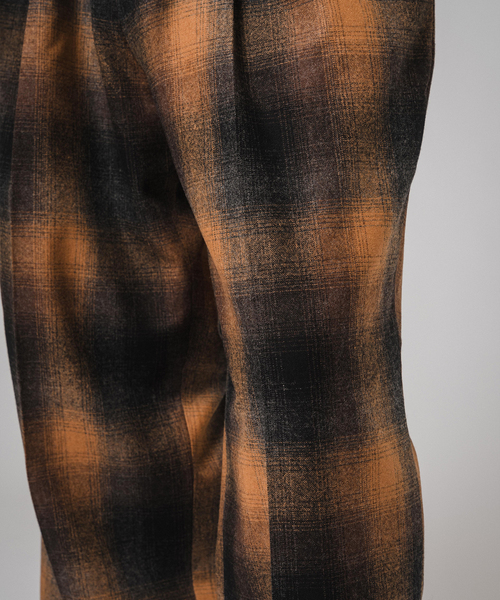 PENDLETON（ペンドルトン）の「PENDLETON(ペンドルトン) 別注 2TUCK SLACKS（スラックス・メンズ・ブラウン/ブルー系その他・MEDIUM/LARGE）」の9枚目の写真