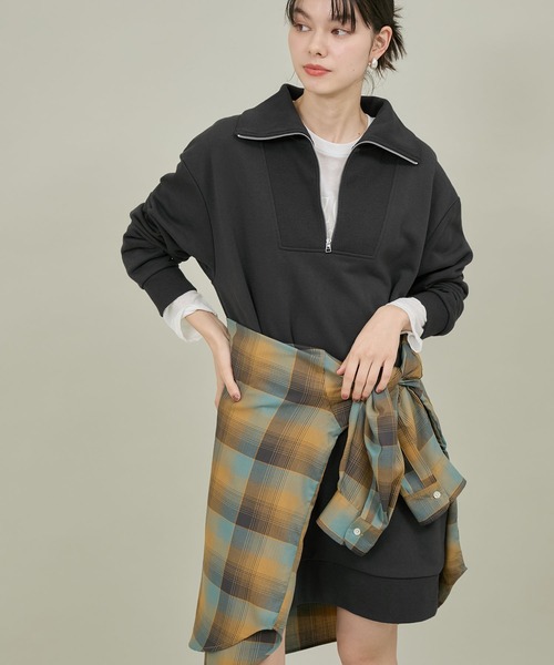 ROPE' PICNIC（ロペピクニック）の「ハーフジップワンポイントロゴカットミニワンピース（ワンピース・レディース・ライトグレー/チャコールグレー・38）」の2枚目の写真