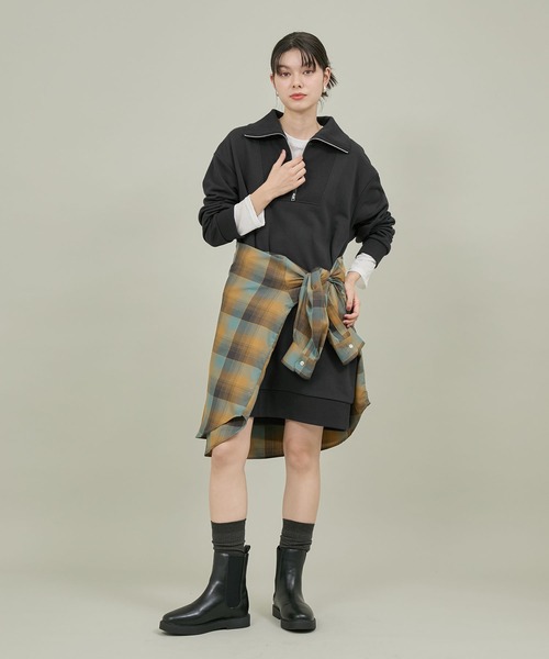 ROPE' PICNIC（ロペピクニック）の「ハーフジップワンポイントロゴカットミニワンピース（ワンピース・レディース・ライトグレー/チャコールグレー・38）」の17枚目の写真