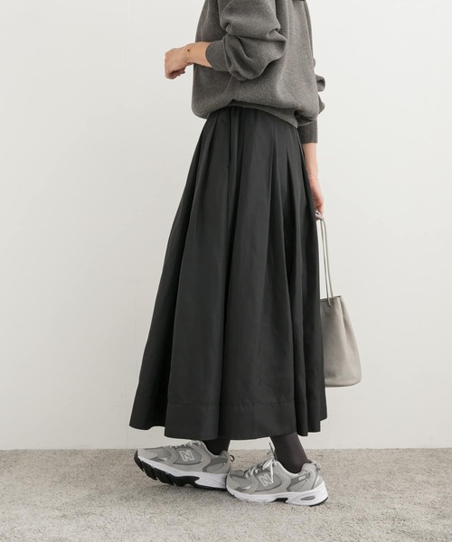 URBAN RESEARCH DOORS（アーバンリサーチドアーズ）の「ランダムタックタフタスカート（スカート・レディース・ブラック/オフホワイト・MEDIUM）」の8枚目の写真