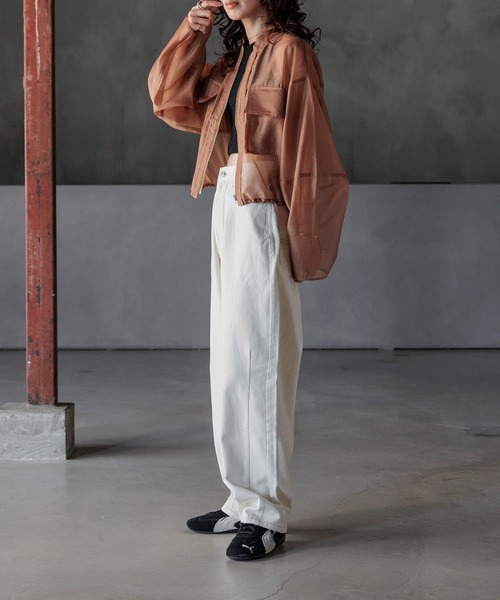 INTER FACTORY(インターファクトリー)の「kumika - カーブデニム made in INTER FACTORY(デニムパンツ・レディース・アイボリー/ブルー・MEDIUM/LARGE)」の10枚目の写真