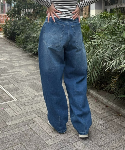 INTER FACTORY(インターファクトリー)の「kumika - カーブデニム made in INTER FACTORY(デニムパンツ・レディース・アイボリー/ブルー・MEDIUM/LARGE)」の8枚目の写真