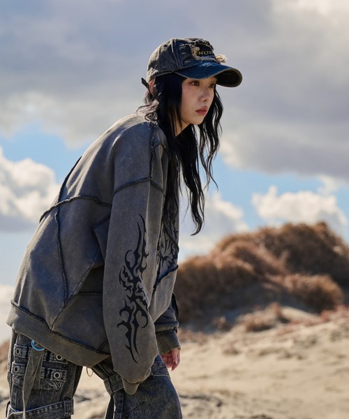 REFLEM（レフレム）の「『REFLEM/レフレム』オーバーステッチ切替PO/プルオーバースウェットシャツ（スウェット・レディース・チャコールグレー/ブラック/ホワイト・FREE）」の5枚目の写真