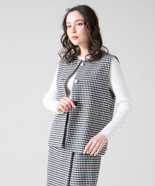 Tiara(ティアラ)の「クルーネックジレ(セットアップ可)(ベスト・レディース・チェック/ブラック・FREE)」の6枚目の写真