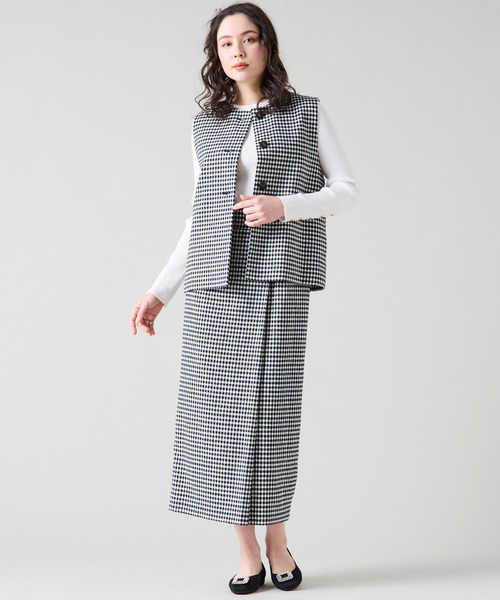 Tiara(ティアラ)の「クルーネックジレ(セットアップ可)(ベスト・レディース・チェック/ブラック・FREE)」の7枚目の写真