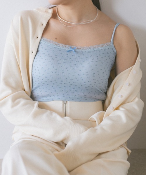 ECREL（エクレール）の「フラワーレースキャミソール/カップ付き（キャミソール・レディース・アイボリー/ブラック/ライトブルー・FREE）」の21枚目の写真