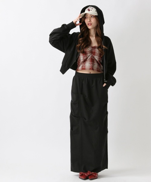 FOREVER 21（フォーエバー トゥエンティーワン）の「【2025SS】裏毛ジップフーディー（パーカー・レディース・グレー/ブラック・FREE）」の5枚目の写真