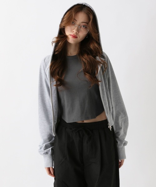 FOREVER 21（フォーエバー トゥエンティーワン）の「【2025SS】裏毛ジップフーディー（パーカー・レディース・グレー/ブラック・FREE）」の13枚目の写真