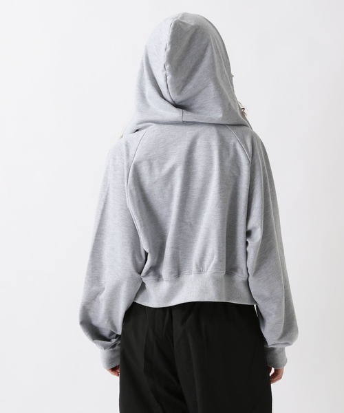 FOREVER 21（フォーエバー トゥエンティーワン）の「【2025SS】裏毛ジップフーディー（パーカー・レディース・グレー/ブラック・FREE）」の14枚目の写真