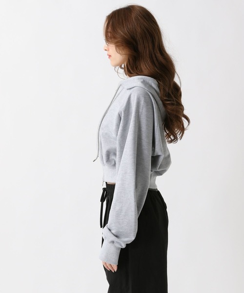 FOREVER 21（フォーエバー トゥエンティーワン）の「【2025SS】裏毛ジップフーディー（パーカー・レディース・グレー/ブラック・FREE）」の16枚目の写真