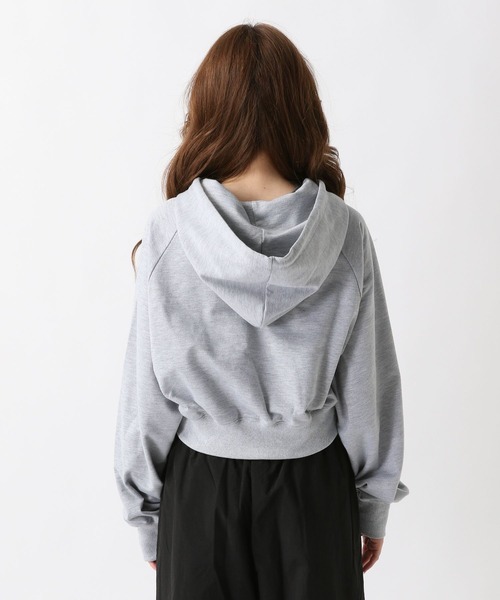 FOREVER 21（フォーエバー トゥエンティーワン）の「【2025SS】裏毛ジップフーディー（パーカー・レディース・グレー/ブラック・FREE）」の17枚目の写真