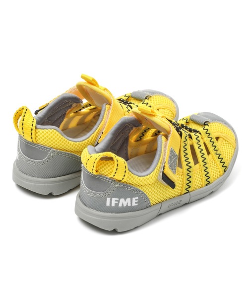 IFME(イフミー)の「KIDS|IFME 両ベルトウォーターシューズ(サンダル・キッズ・ブラック/ホワイト/ネイビー/パープル/イエロー・15.0cm/15.5cm/16.0cm/16.5cm/17.0cm/17.5cm/18.0cm/18.5cm/19.0cm/19.5cm/20.0cm/20.5cm/21.0cm)」の13枚目の写真