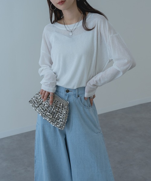 refinedworks（リファインドワークス）の「【refinedworks】オールシーズン 通して使いやすい シアー 素材 の ロンT（Tシャツ/カットソー・レディース・ホワイト/ライトブルー/ブラック/イエロー・FREE）」の5枚目の写真