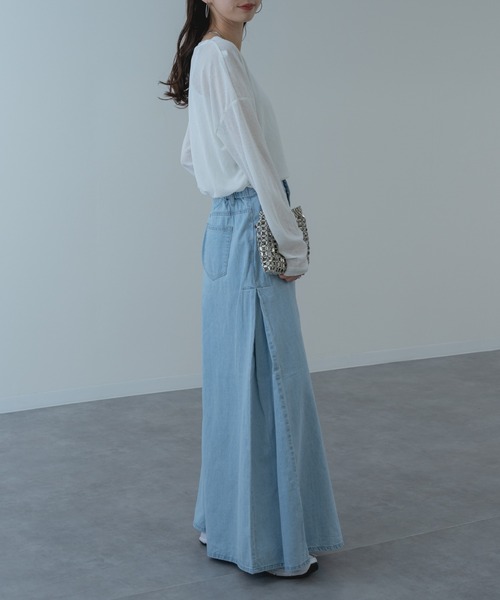 refinedworks（リファインドワークス）の「【refinedworks】オールシーズン 通して使いやすい シアー 素材 の ロンT（Tシャツ/カットソー・レディース・ホワイト/ライトブルー/ブラック/イエロー・FREE）」の9枚目の写真