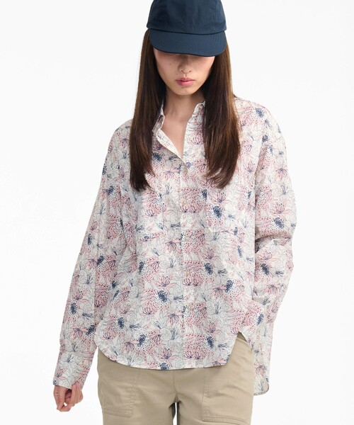 AIGLE（エーグル）の「オールオーバーリバティープリントロングスリーブシャツ サイドスリット（シャツ/ブラウス・レディース・オフホワイト/ホワイト・L/S/M）」の15枚目の写真