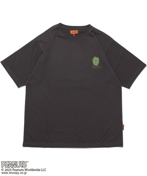 KRIFF MAYER（クリフメイヤー）の「【接触冷感・吸水速乾】スヌーピープリントT(寝袋)（Tシャツ/カットソー・メンズ・オフホワイト/ブルー/チャコール/レッド/カラフル・MEDIUM/LARGE/X-LARGE）」の10枚目の写真