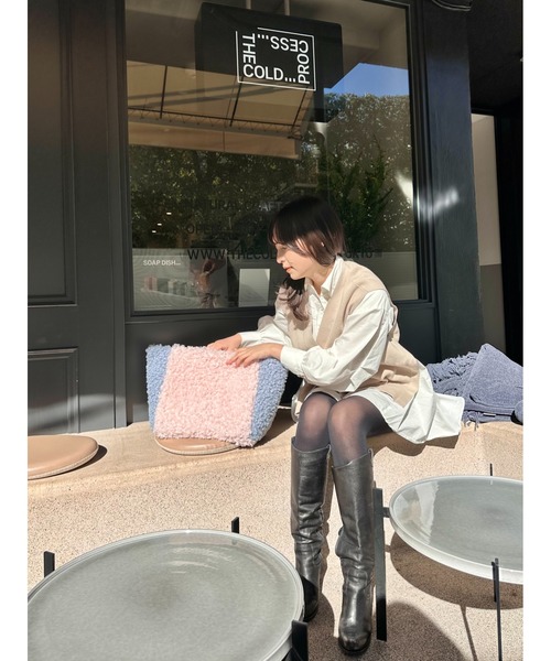 SOLA(ソラ)の「プードルグレースフラッフィートート/【仕切り付き&軽量大容量トート】(トートバッグ・レディース・スモークピンク/グリーン・FREE)」の6枚目の写真