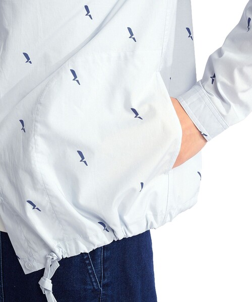 AIGLE(エーグル)の「バードプリント エンブロイダー ピマコットン ロングスリーブシャツ(シャツ/ブラウス・レディース・パープル/ライトブルー・36/34/40/38)」の4枚目の写真