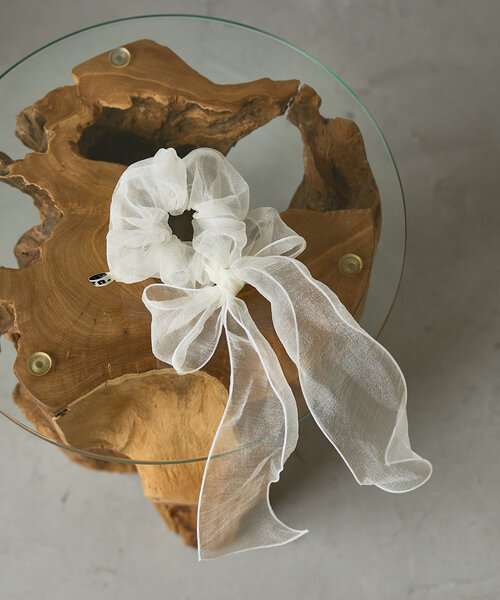 Kastane（カスタネ）の「【fiw.】シアーリボンシュシュ（シュシュ・レディース・ブラック/ホワイト・FREE）」の9枚目の写真