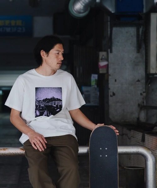 RVCA(ルーカ)の「RVCA メンズ 【KENTO】 VISIT YOUR DREAM Tシャツ 【2025年春夏モデル】/ルーカフロントプリント半袖Tシャツ(Tシャツ/カットソー・メンズ・ブラック/オフホワイト・SMALL/MEDIUM/LARGE/X-LARGE)」の7枚目の写真