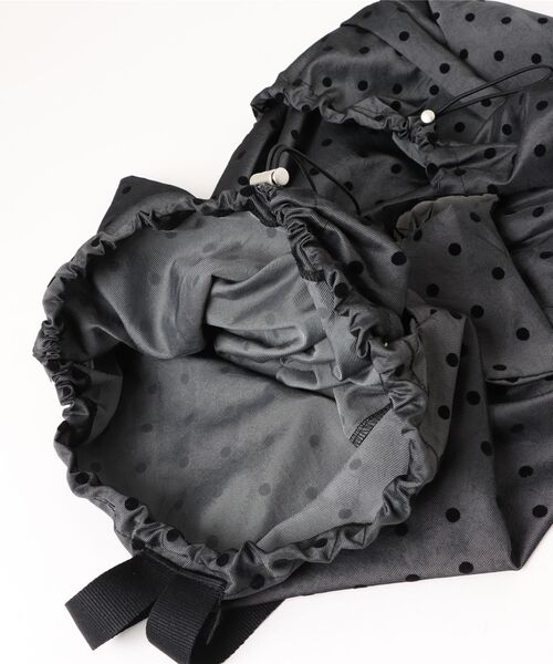 Never mind the XU / Chikashitsu+（ネバーマインド ザ エックスユー / チカシツプラス）の「【nmtc+】dot pattern backpack / 【エヌエムティーシープラス】ドットプリントバッグパック（バックパック/リュック・レディース・ネイビー/チャコール・ONE SIZE）」の21枚目の写真