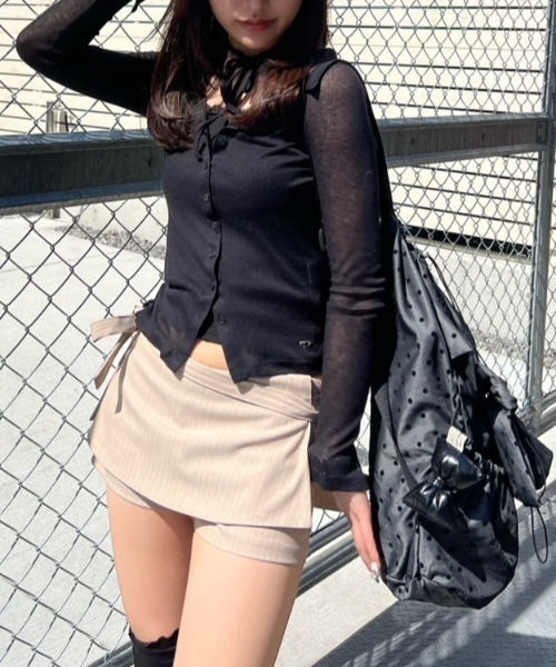 Never mind the XU / Chikashitsu+（ネバーマインド ザ エックスユー / チカシツプラス）の「【nmtc+】dot pattern backpack / 【エヌエムティーシープラス】ドットプリントバッグパック（バックパック/リュック・レディース・ネイビー/チャコール・ONE SIZE）」の5枚目の写真