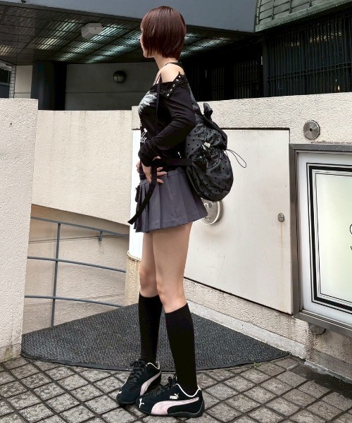 Never mind the XU / Chikashitsu+（ネバーマインド ザ エックスユー / チカシツプラス）の「【nmtc+】dot pattern backpack / 【エヌエムティーシープラス】ドットプリントバッグパック（バックパック/リュック・レディース・ネイビー/チャコール・ONE SIZE）」の11枚目の写真