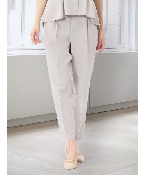 m.f.editorial（エムエフエディトリアル）の「【ウォッシャブル 】m.f.エディトリアル レディース 麻調合繊 ベルト付き テーパードパンツ(セットアップ可能)（スーツパンツ・レディース・グリーン系その他/ネイビー/ライトグレー/ブラウン・MEDIUM/LARGE）」の2枚目の写真