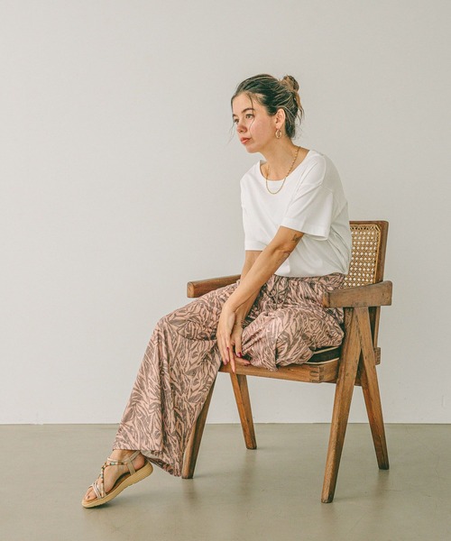 BAYFLOW（ベイフロー）の「[ゴムストラップでさっと着脱]エスニックロープサンダル（サンダル・レディース・ゴールド/ブラック・MEDIUM/LARGE）」の19枚目の写真