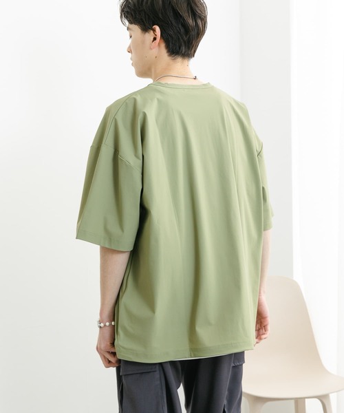 SENSE OF PLACE by URBAN RESEARCH（センスオブプレイスバイアーバンリサーチ）の「4WAYストレッチプルオーバーショートスリーブTシャツ（Tシャツ/カットソー・メンズ・ブラック/チャコールグレー/ライトカーキ・MEDIUM/LARGE）」の14枚目の写真