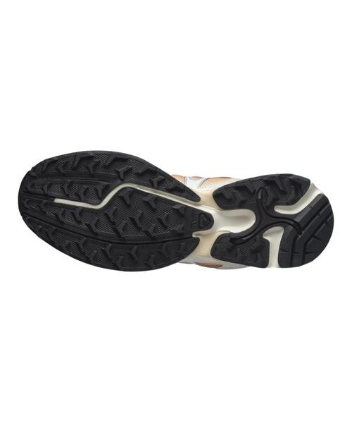 SALOMON（サロモン）の「SALOMON/サロモン/XT-WHISPER（スニーカー・メンズ・アイボリー系・25.5cm/26.0cm/26.5cm/27.0cm/27.5cm/28.0cm/23.0cm/23.5cm/24.0cm/24.5cm/25.0cm）」の4枚目の写真