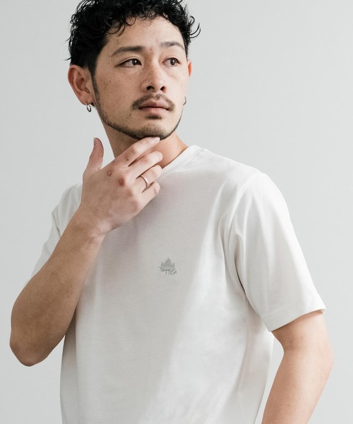 LOGOS（ロゴス）の「LOGOS 吸水速乾スパイラルヤーンワンポイントロゴ刺繍半袖Tシャツ（Tシャツ/カットソー・メンズ・ベージュ/チャコールグレー/ネイビー/キャメル/ライトグリーン/グリーン/ホワイト・LL/L/M）」の9枚目の写真