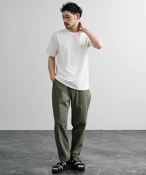 LOGOS（ロゴス）の「LOGOS 吸水速乾スパイラルヤーンワンポイントロゴ刺繍半袖Tシャツ（Tシャツ/カットソー・メンズ・ベージュ/チャコールグレー/ネイビー/キャメル/ライトグリーン/グリーン/ホワイト・LL/L/M）」の11枚目の写真